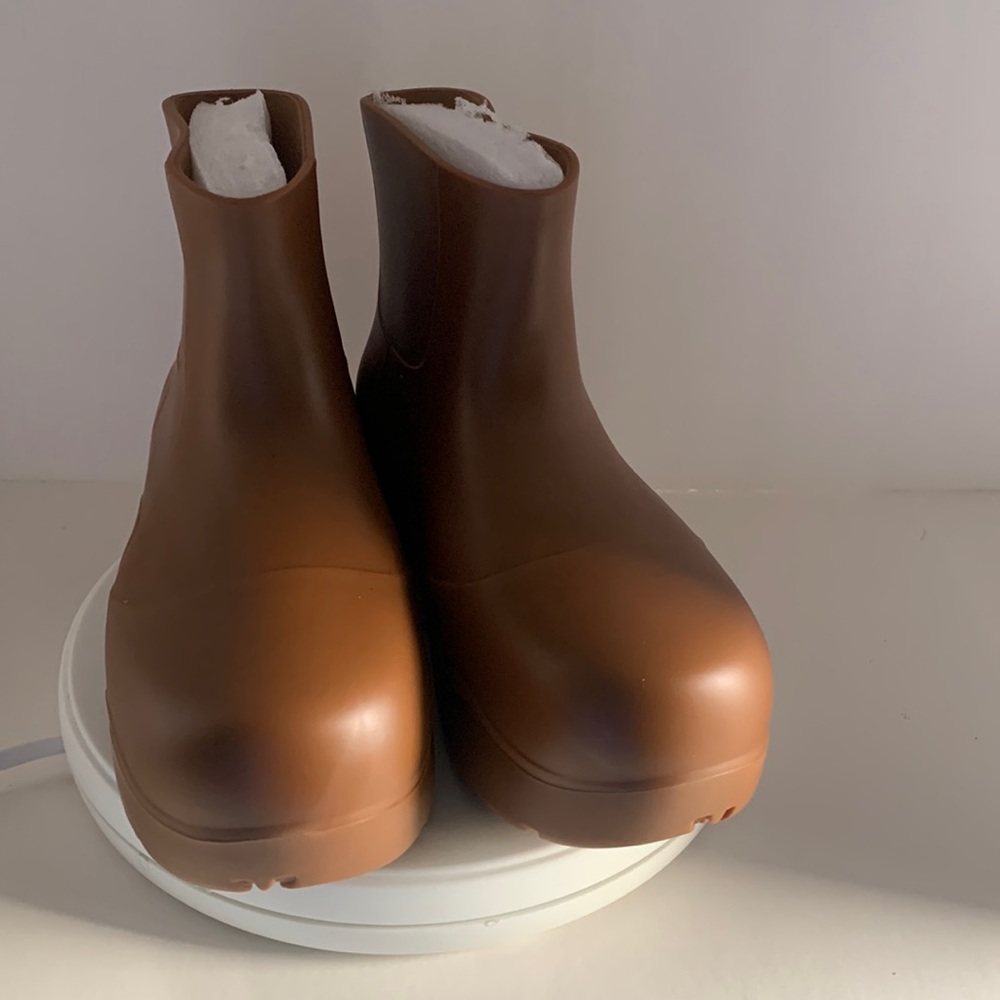 Chocolate Chunk Rainboots